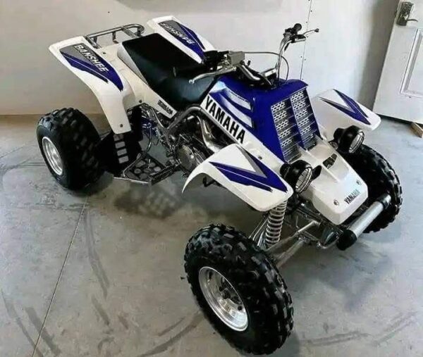 1998 yamaha banshee white color 350 twin - Image 3