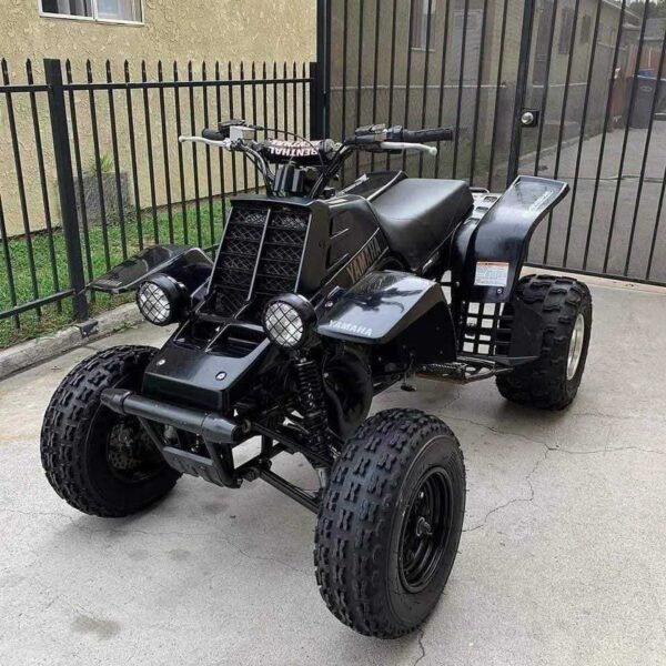 2004 Yamaha Banshee Black  Well maintained - Image 5